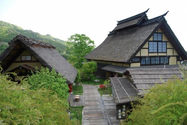 Hatago Higashiagatsuma Exterior photo
